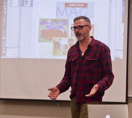 Dan LaRocque teaching an Apple and Mac class